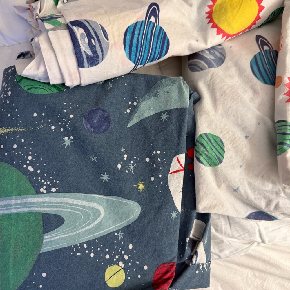 Pottery Barn Kids twin duvet and sheets